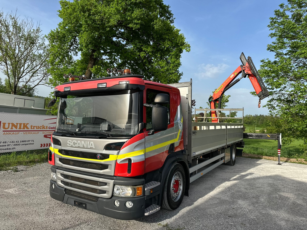 SCANIA P410 Euro6 4x2 Palfinger 13001 - Kamion sa tovarnim sandukom, Kamion sa dizalicom: slika 1 SCANIA P410 Euro6 4x2 Palfinger 13001 - Kamion sa tovarnim sandukom, Kamion sa dizalicom: slika 1