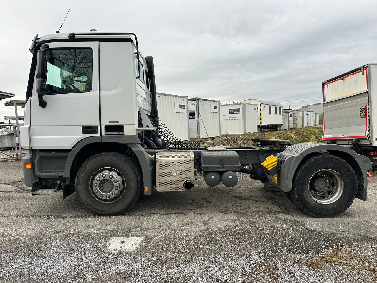 MERCEDES-BENZ Actros 18.46 4x2 ORG km 131.700 - Tegljač: slika 2 MERCEDES-BENZ Actros 18.46 4x2 ORG km 131.700 - Tegljač: slika 2