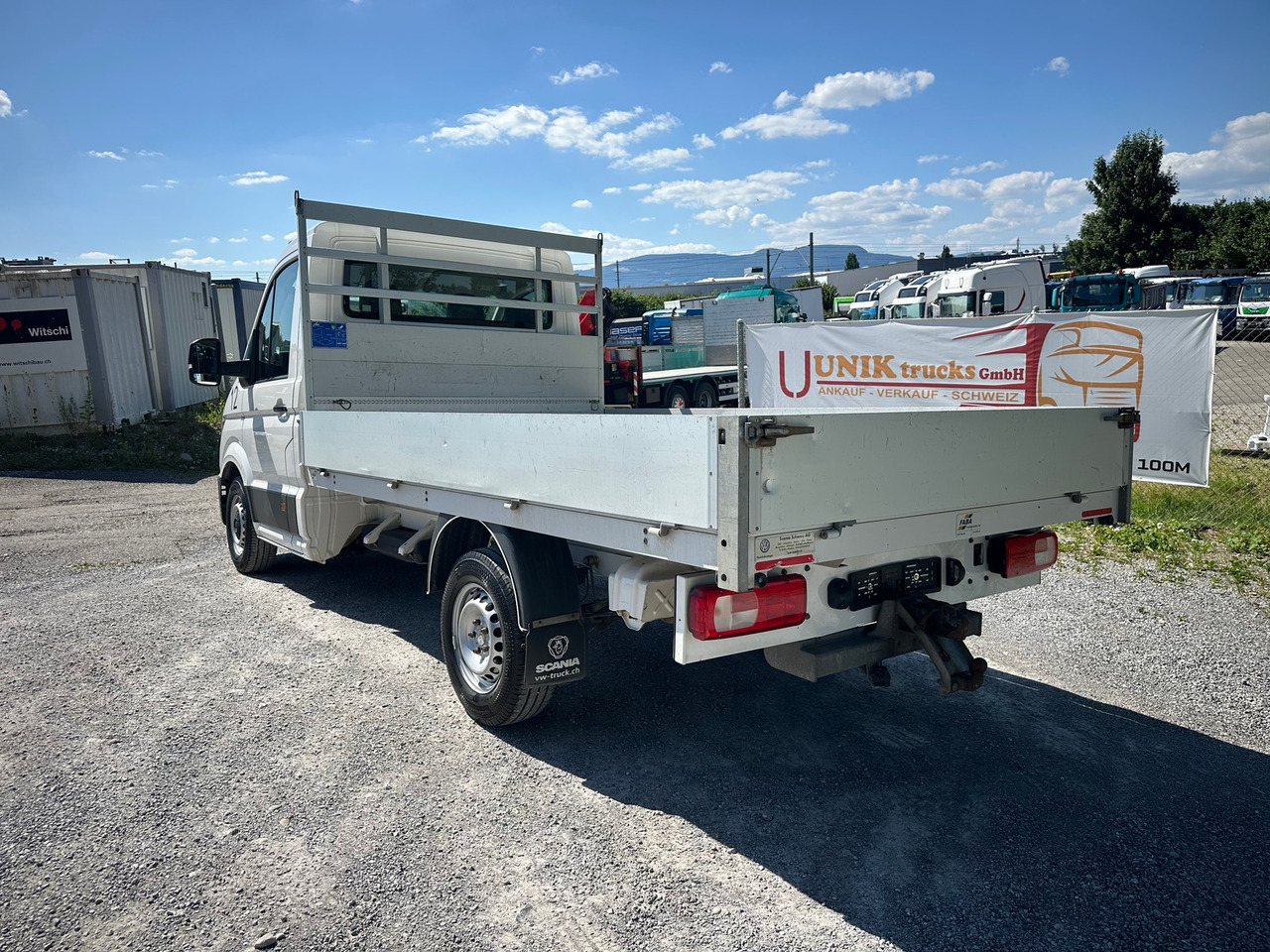 VOLKSWAGEN VW Crafter - Dostavno vozilo sa otvorenom sandukom: slika 2 VOLKSWAGEN VW Crafter - Dostavno vozilo sa otvorenom sandukom: slika 2