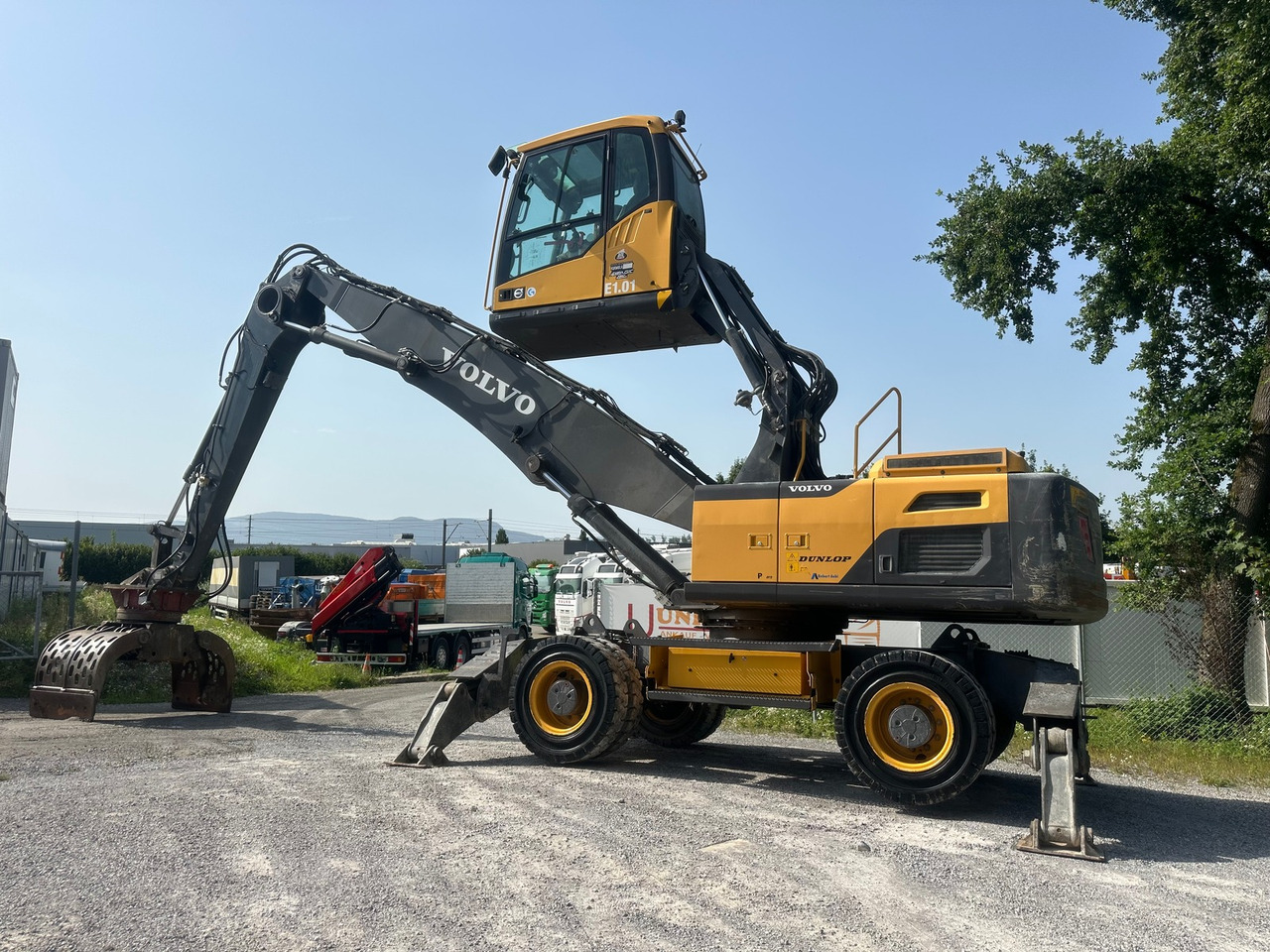 VOLVO EW210D Greifer - Bager: slika 1 VOLVO EW210D Greifer - Bager: slika 1