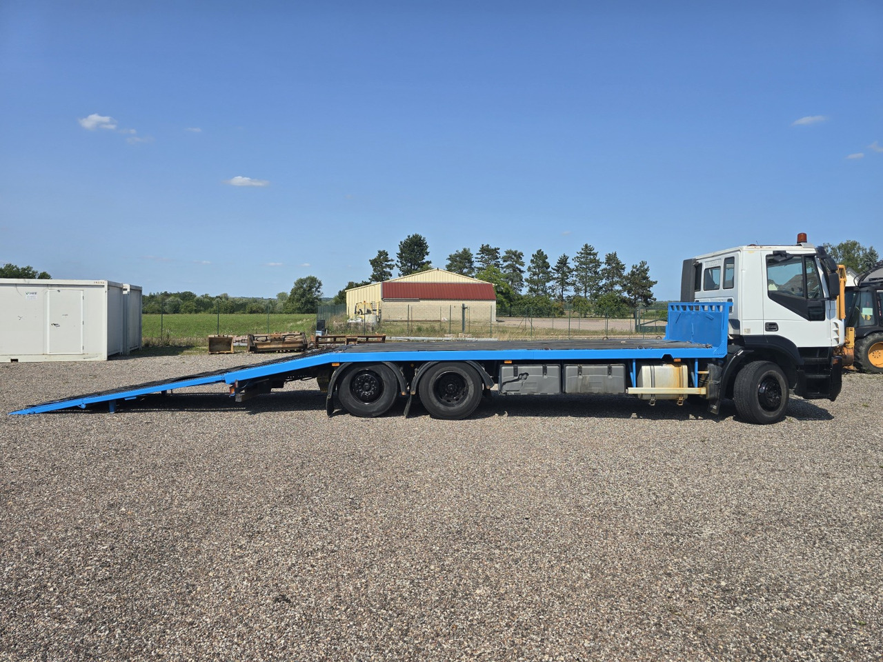 IVECO 260S33 - Kamion za prevoz automobila: slika 5 IVECO 260S33 - Kamion za prevoz automobila: slika 5