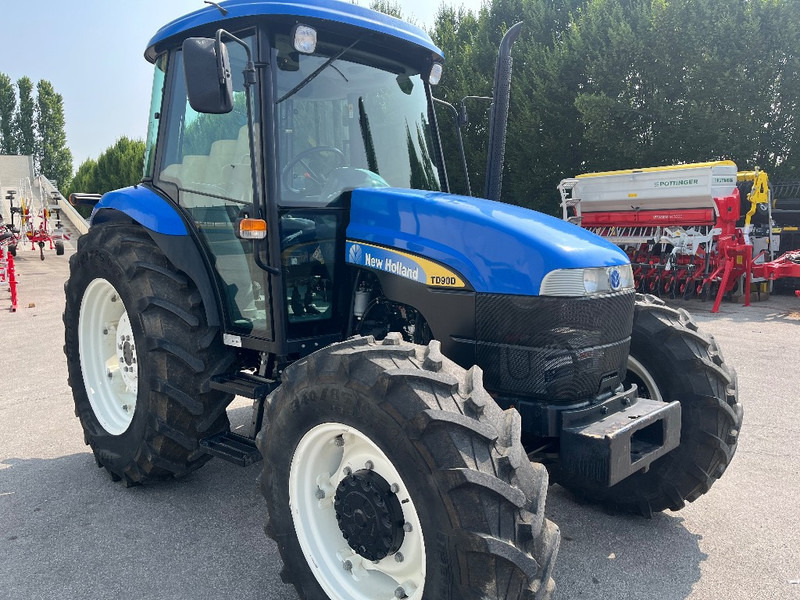 New Holland TD 90 D - Traktor: slika 3 New Holland TD 90 D - Traktor: slika 3