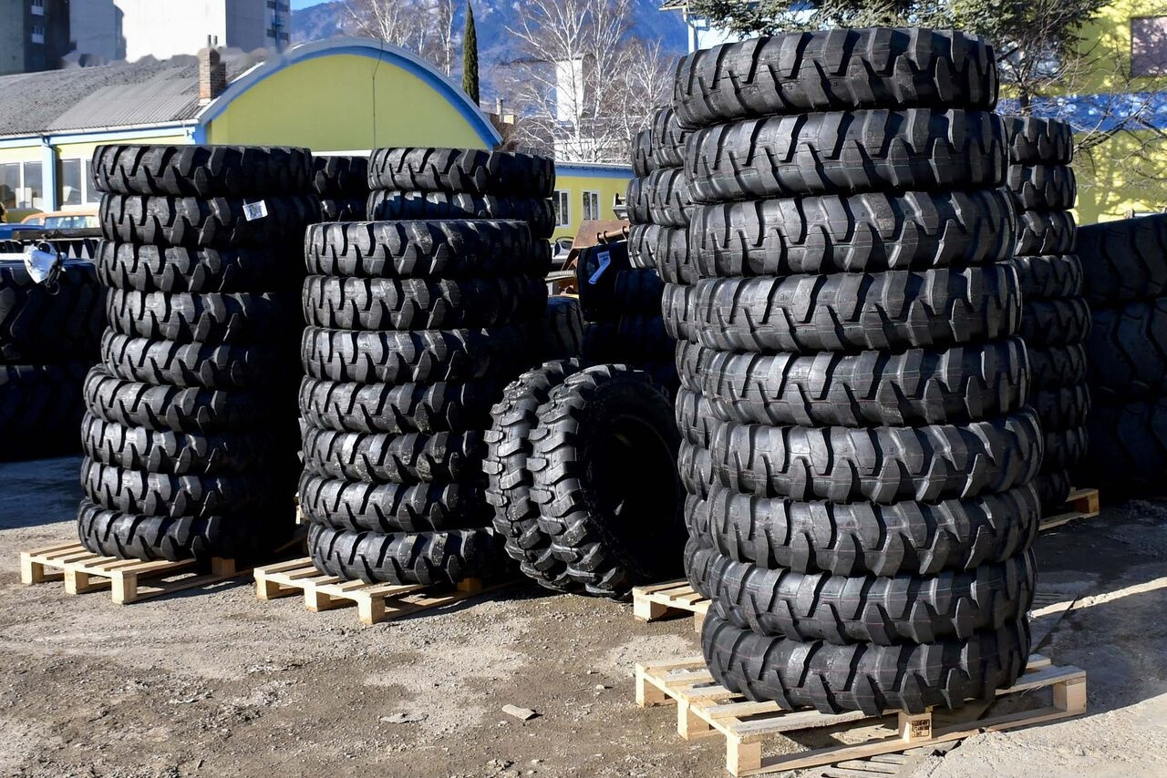 Armour 10.00-20/16. - Guma za Bager: slika 2 Armour 10.00-20/16. - Guma za Bager: slika 2