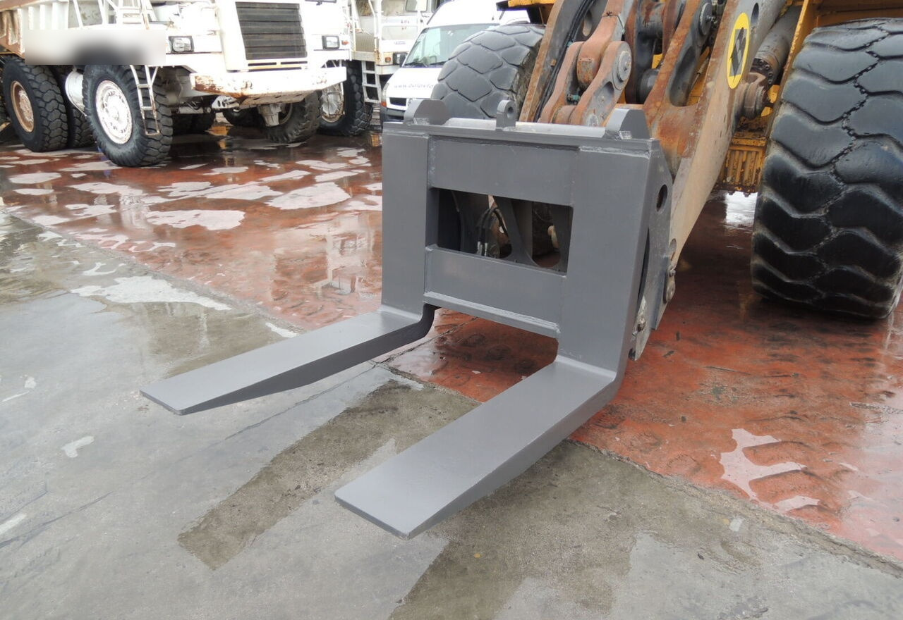 Balavto STONE BLOCKS FORKS for loaders - Viljuška za Utovarivač: slika 1 Balavto STONE BLOCKS FORKS for loaders - Viljuška za Utovarivač: slika 1