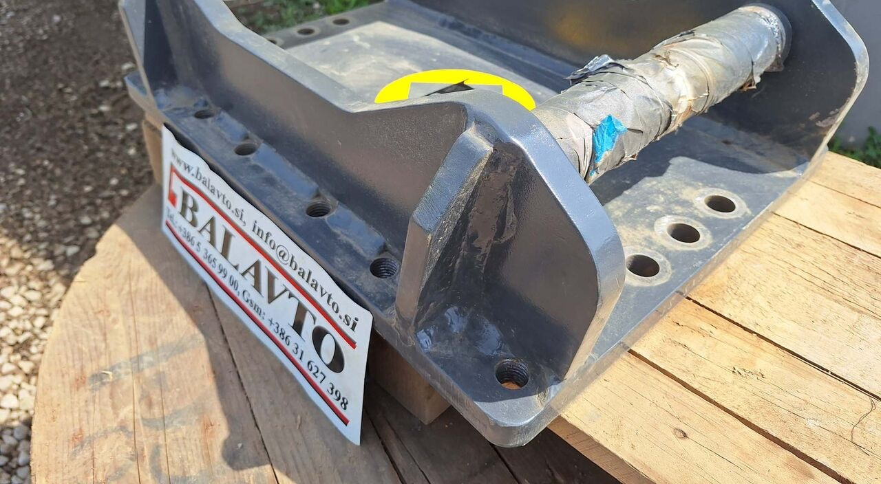 Breaker BAT140 attachment plate S60 for hydraulic breaker - Brza spojnica: slika 3 Breaker BAT140 attachment plate S60 for hydraulic breaker - Brza spojnica: slika 3