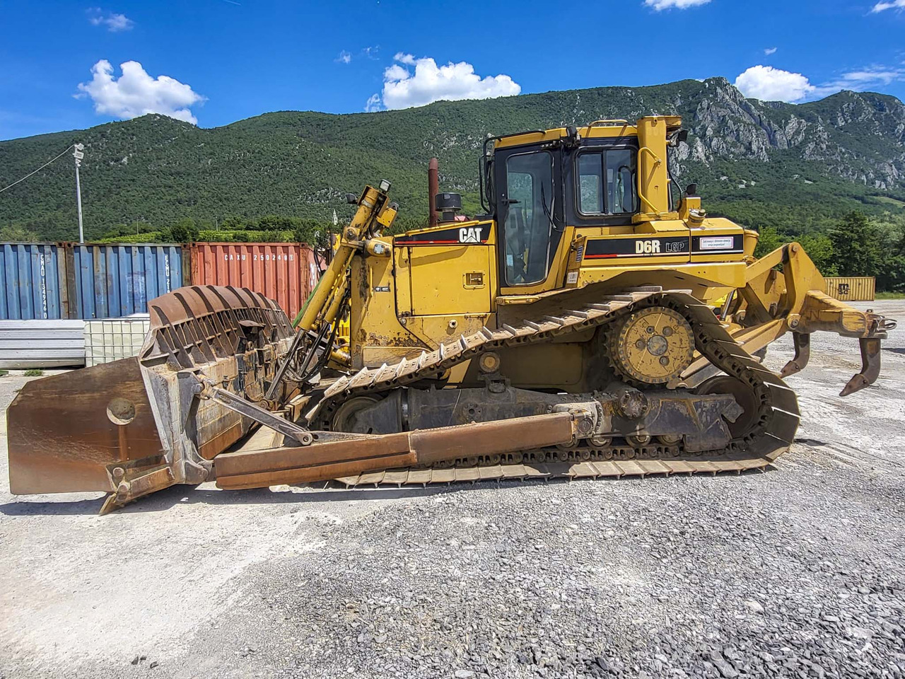 CATERPILLAR D6R - Buldožer: slika 2 CATERPILLAR D6R - Buldožer: slika 2