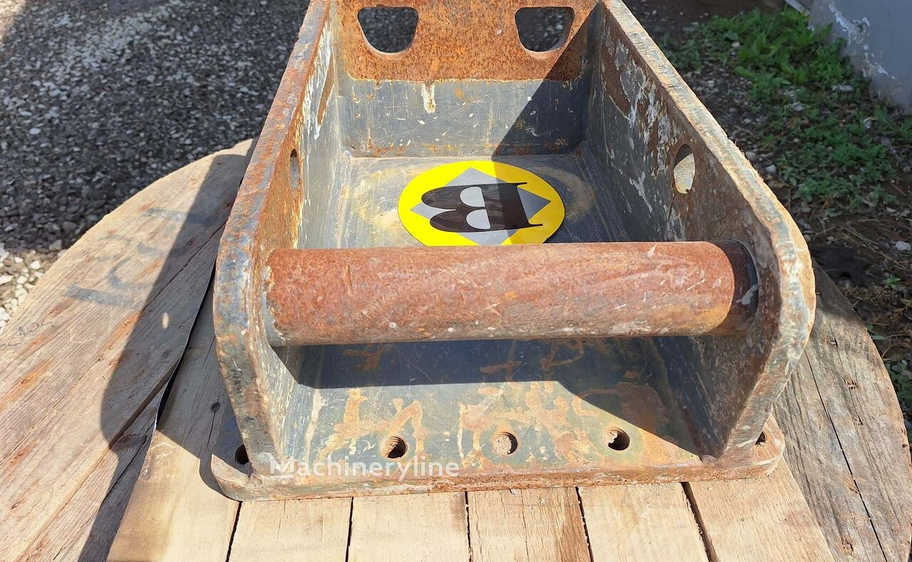 D&A 7V attachment plate for hydraulic breaker - Brza spojnica: slika 2 D&A 7V attachment plate for hydraulic breaker - Brza spojnica: slika 2