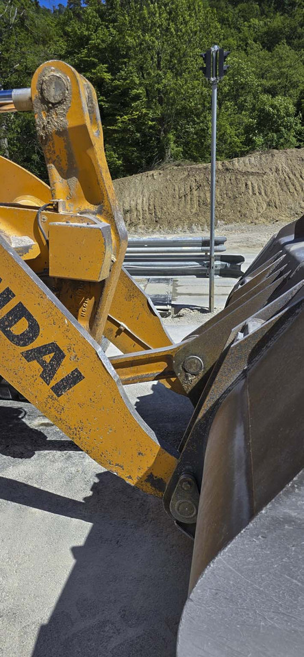 Hyundai HL970 - Utovarivač točkaš: slika 5 Hyundai HL970 - Utovarivač točkaš: slika 5