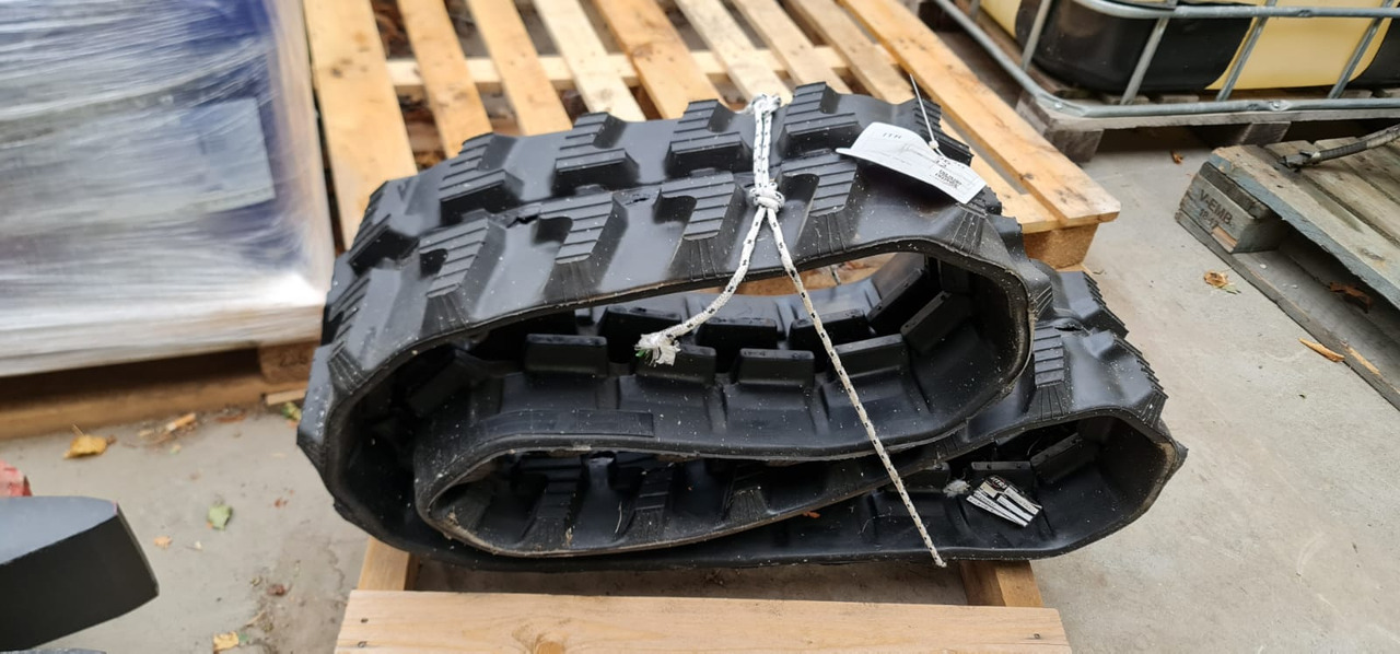 ITR 230x96x32 - Šine za Građevinska mašina: slika 4 ITR 230x96x32 - Šine za Građevinska mašina: slika 4