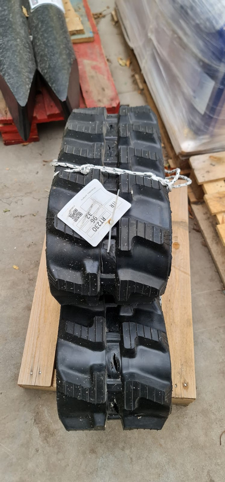 ITR 230x96x32 - Šine za Građevinska mašina: slika 5 ITR 230x96x32 - Šine za Građevinska mašina: slika 5