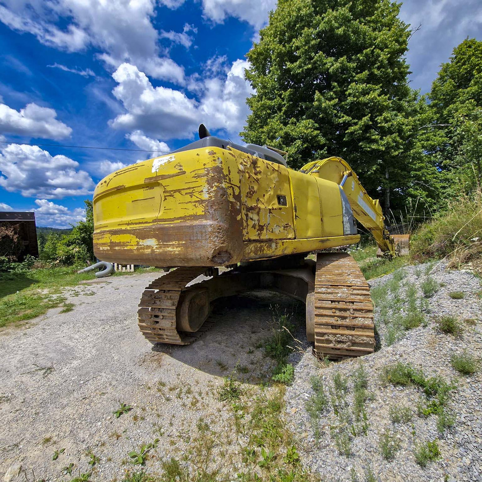 New Holland Kobelco E215 - Bager guseničar: slika 5 New Holland Kobelco E215 - Bager guseničar: slika 5