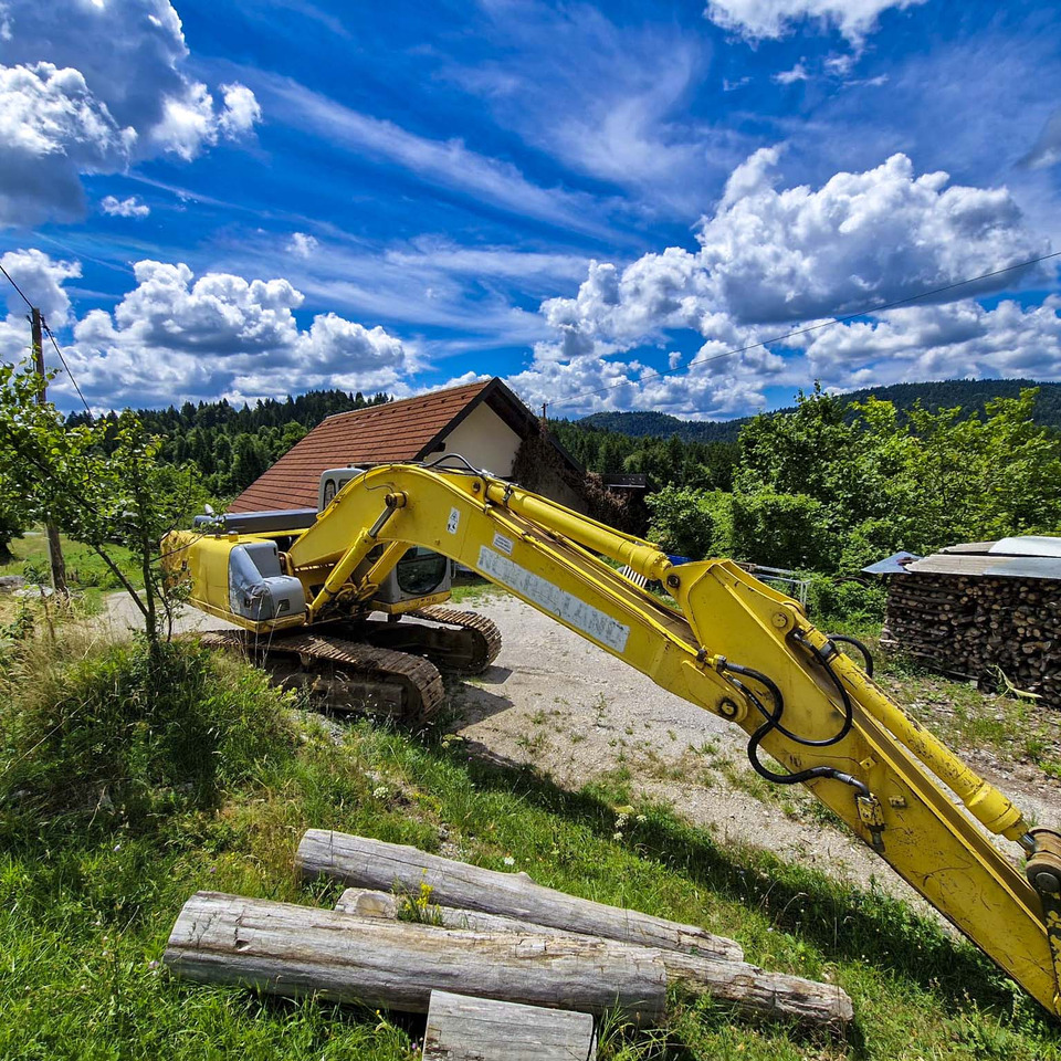 New Holland Kobelco E215 - Bager guseničar: slika 3 New Holland Kobelco E215 - Bager guseničar: slika 3