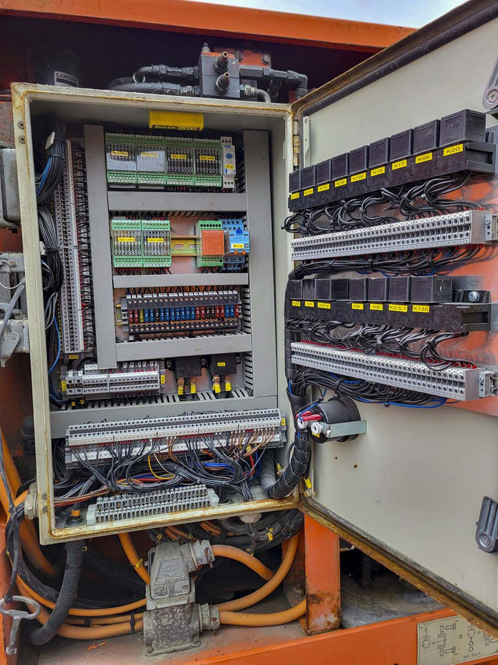 Tamrock Ranger 500-2 - Veliki kamon za bušenje: slika 4 Tamrock Ranger 500-2 - Veliki kamon za bušenje: slika 4