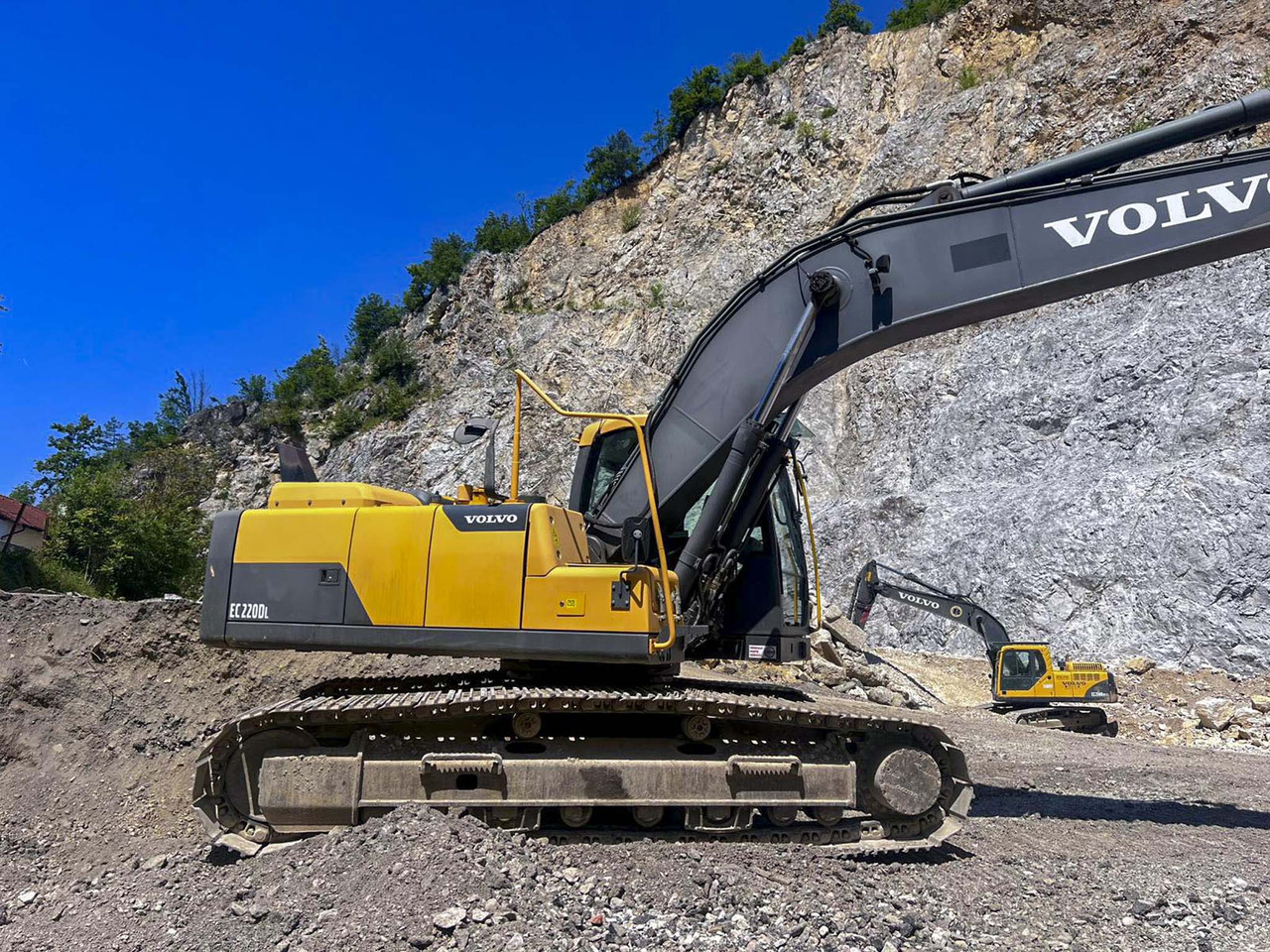 VOLVO EC220D - Bager guseničar: slika 5 VOLVO EC220D - Bager guseničar: slika 5