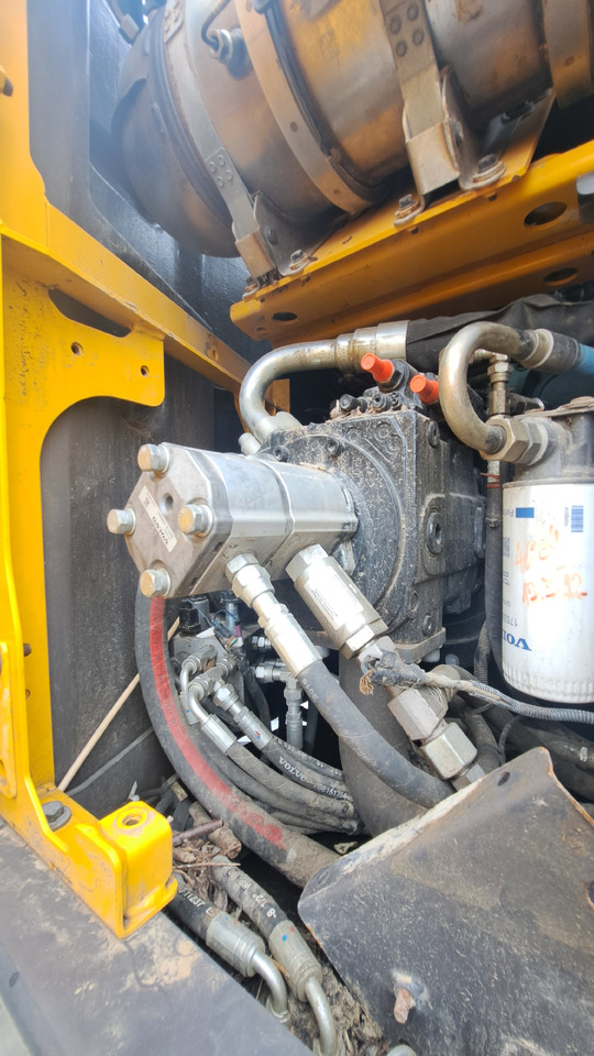 VOLVO EWR150E - Bager točkaš: slika 5 VOLVO EWR150E - Bager točkaš: slika 5