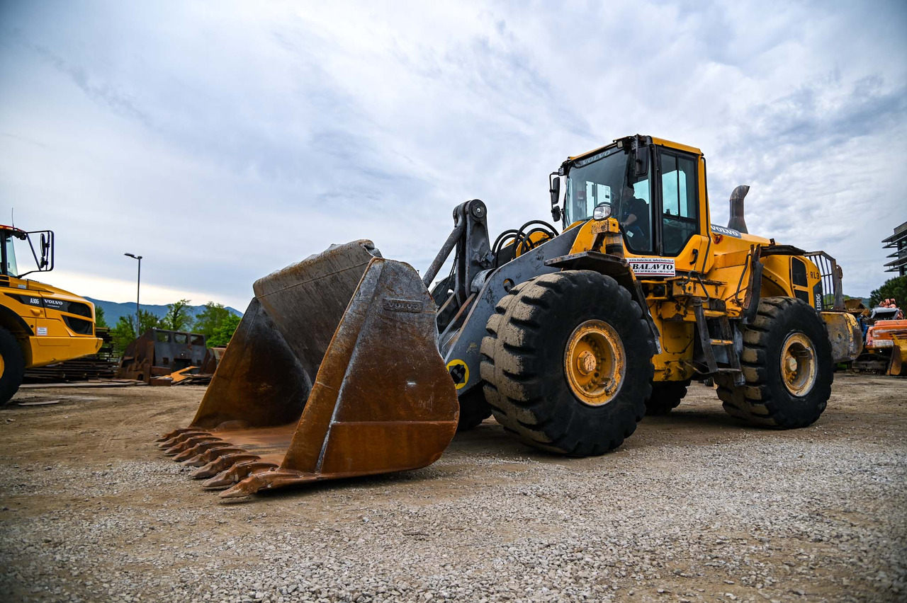 VOLVO L180G - Utovarivač točkaš: slika 1 VOLVO L180G - Utovarivač točkaš: slika 1