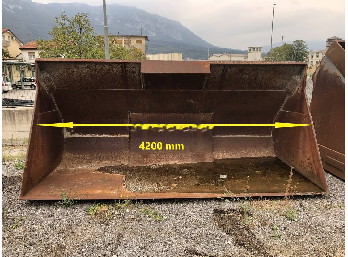 Verachtert loader bucket 4200 mm Volvo - Utovarna kašika: slika 1 Verachtert loader bucket 4200 mm Volvo - Utovarna kašika: slika 1