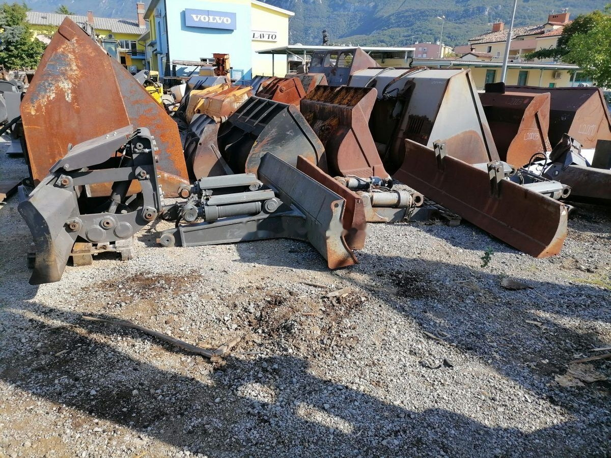 Oštrica Volvo EC/ECR excavator blades: slika 10