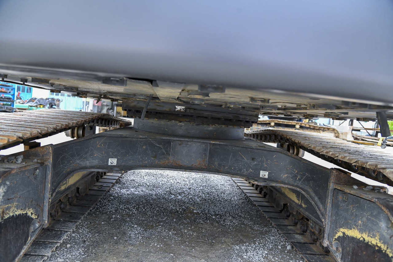 Bager guseničar Volvo EC140E: slika 26