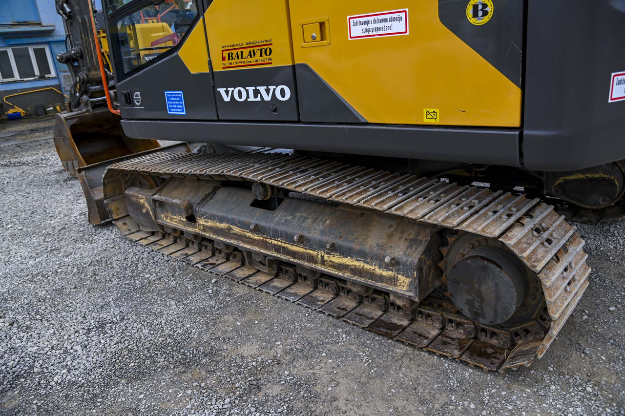Bager guseničar Volvo EC140E: slika 28