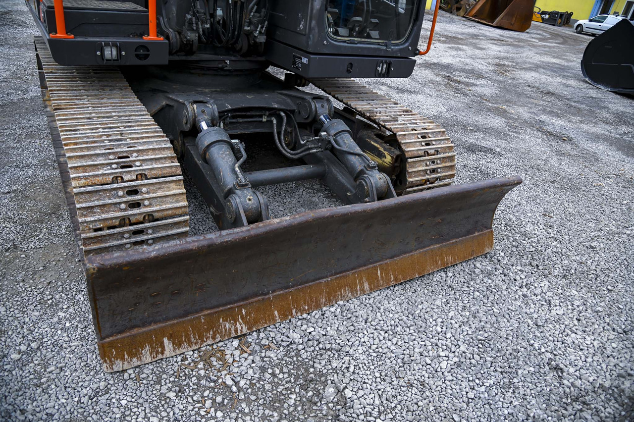 Bager guseničar Volvo EC140E: slika 20