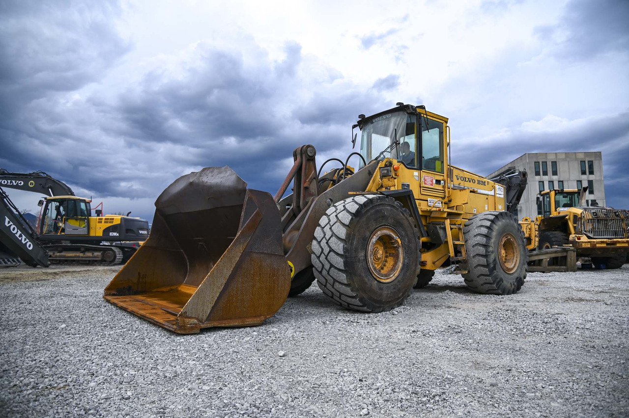 Volvo L150 - Utovarivač točkaš: slika 1 Volvo L150 - Utovarivač točkaš: slika 1