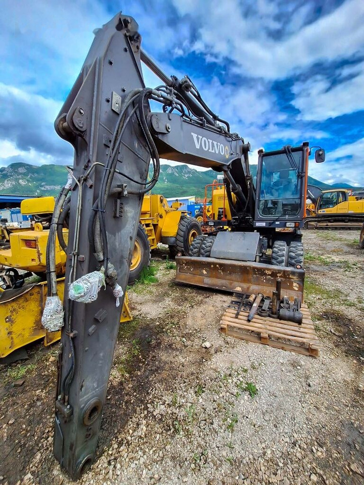 Volvo dipper arm 14767942 Volvo EWR150E - Platforma za Bager: slika 2 Volvo dipper arm 14767942 Volvo EWR150E - Platforma za Bager: slika 2