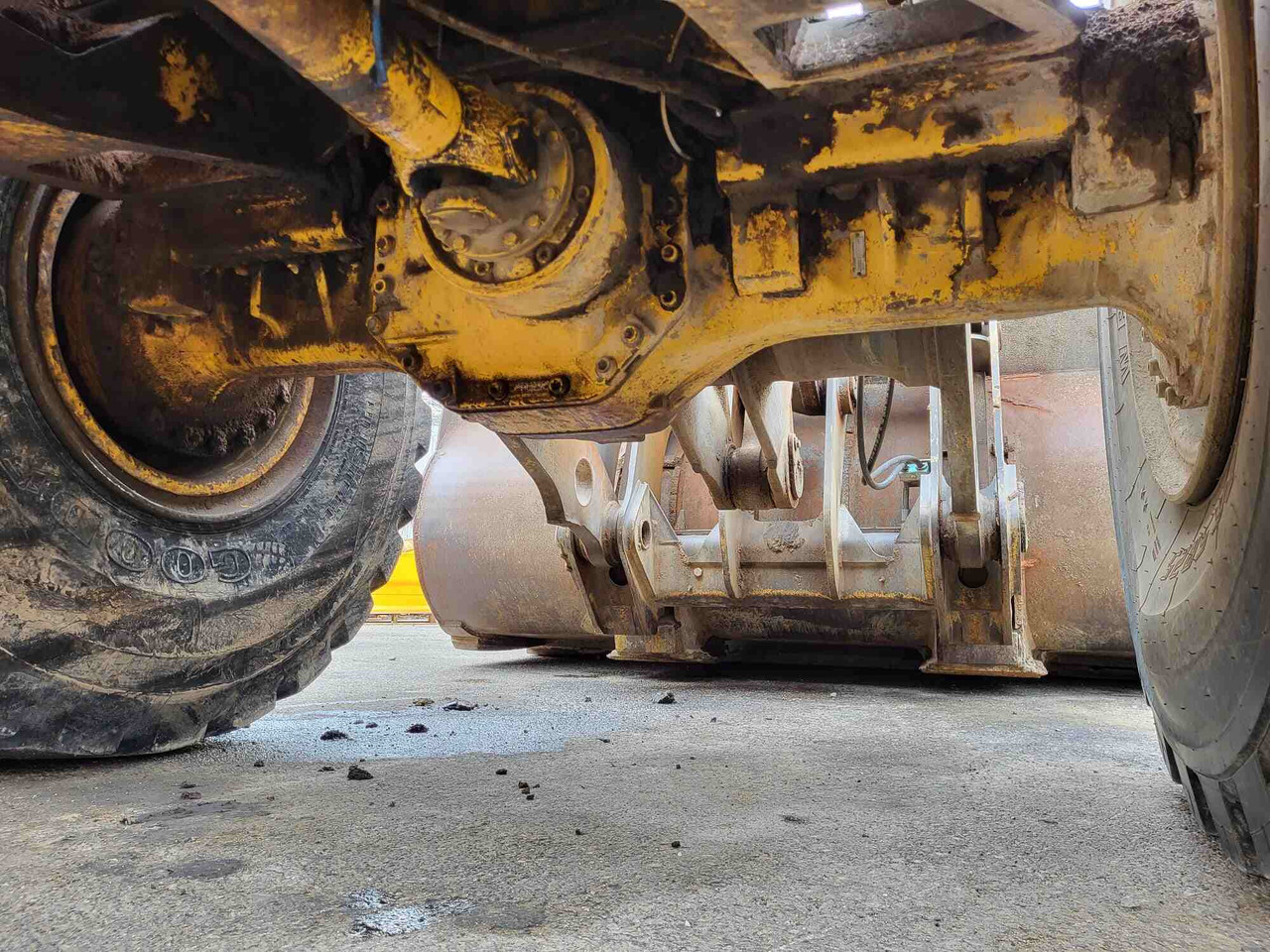 Volvo front axle - Prednja osovina za Utovarivač: slika 2 Volvo front axle - Prednja osovina za Utovarivač: slika 2