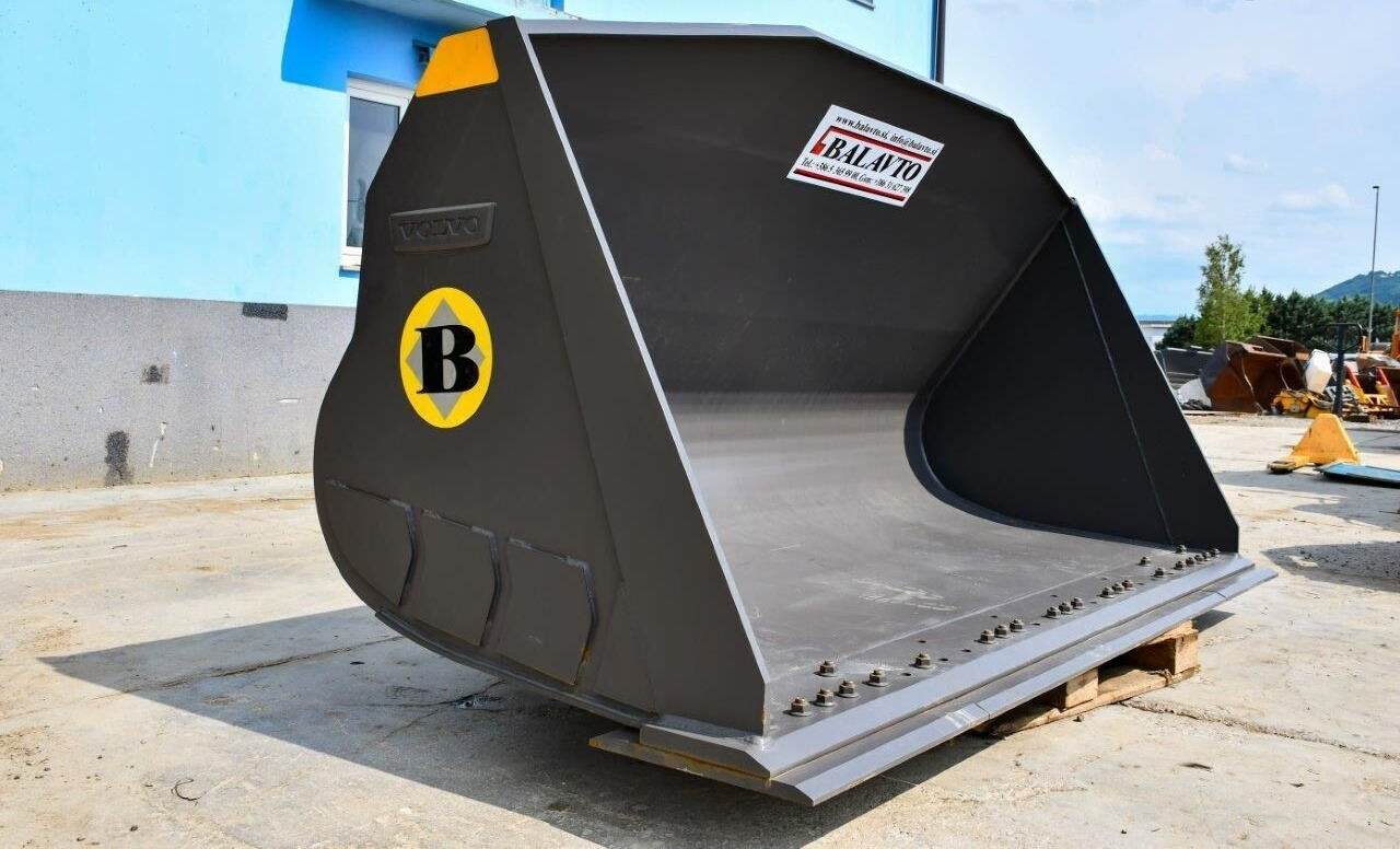 Volvo loader bucket 2800 mm for Volvo wheel loaders - Utovarna kašika: slika 2 Volvo loader bucket 2800 mm for Volvo wheel loaders - Utovarna kašika: slika 2