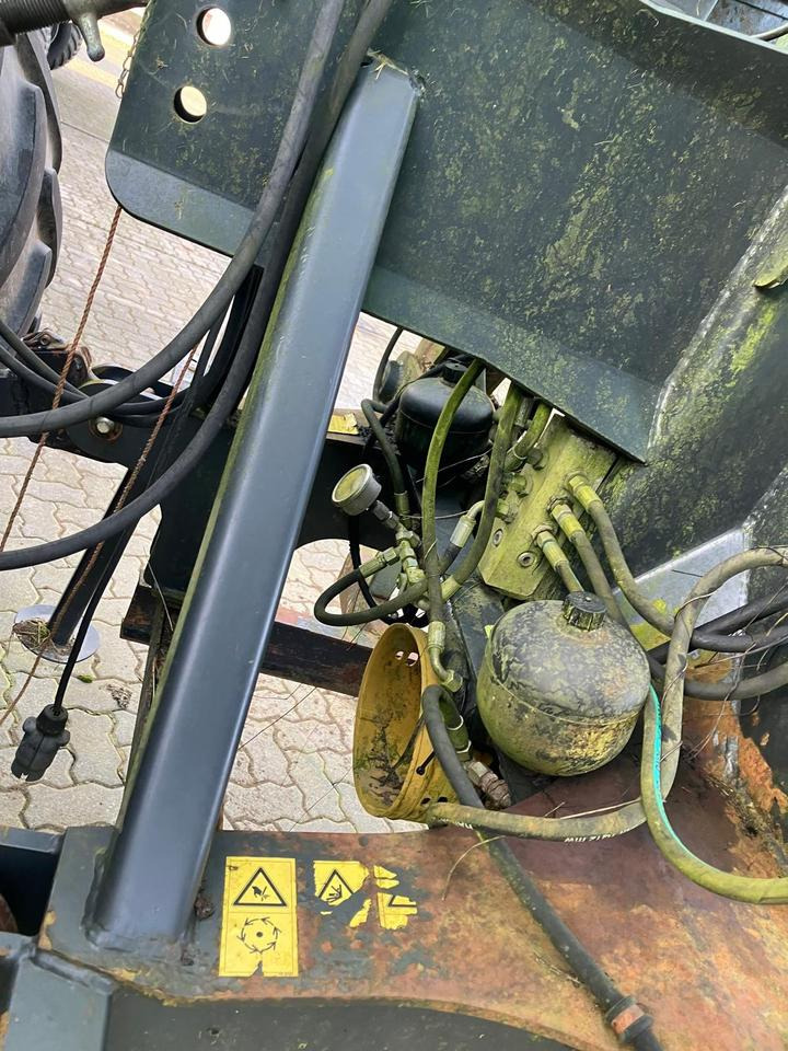Deutz Fahr KM 4.90 Trommelmäher Heck Ersatzteilträger - Kosačica: slika 5 Deutz Fahr KM 4.90 Trommelmäher Heck Ersatzteilträger - Kosačica: slika 5