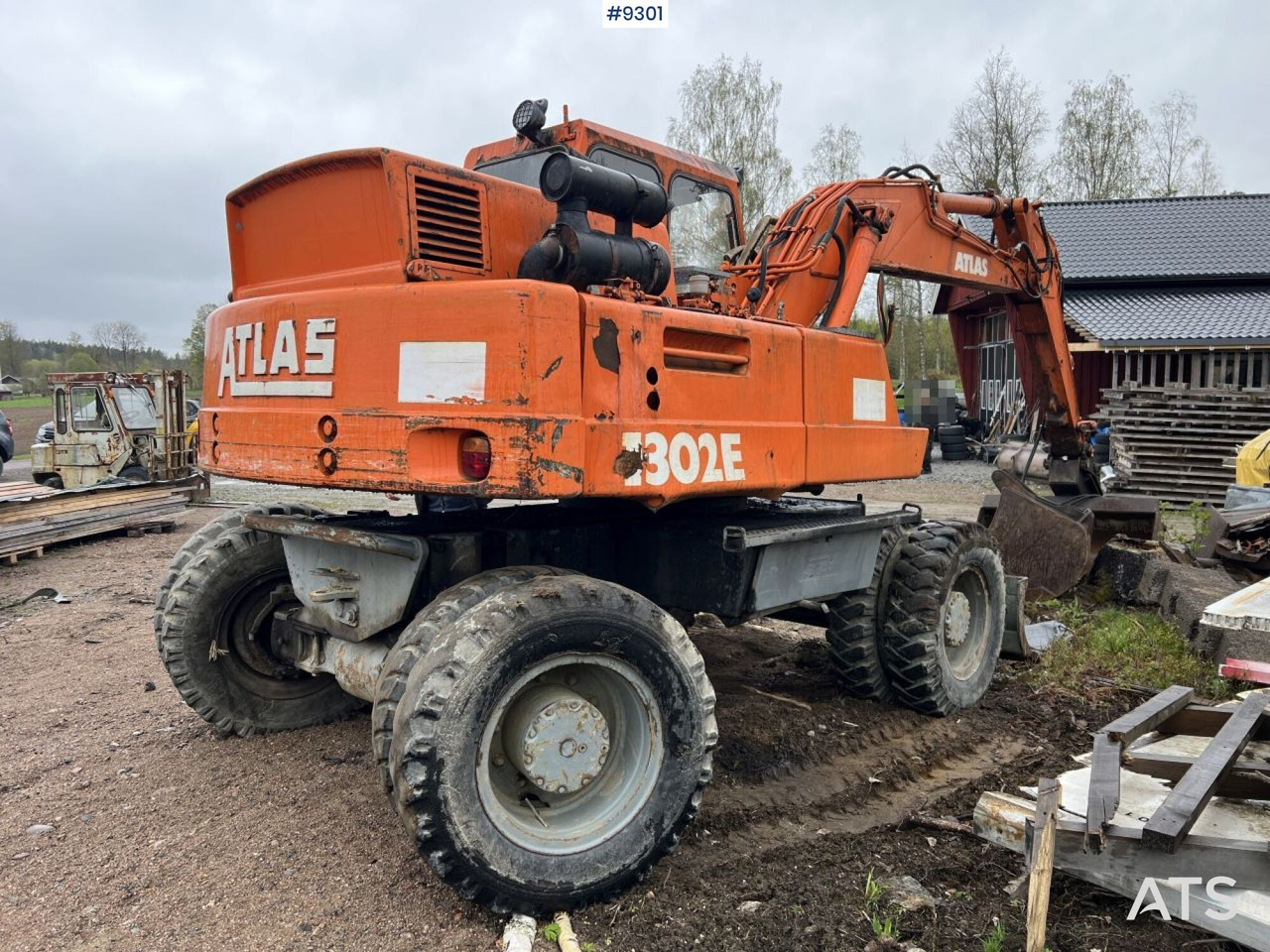 Atlas 1302 E Wheeled excavator with attachments (VIDEO) - Bager točkaš: slika 5 Atlas 1302 E Wheeled excavator with attachments (VIDEO) - Bager točkaš: slika 5