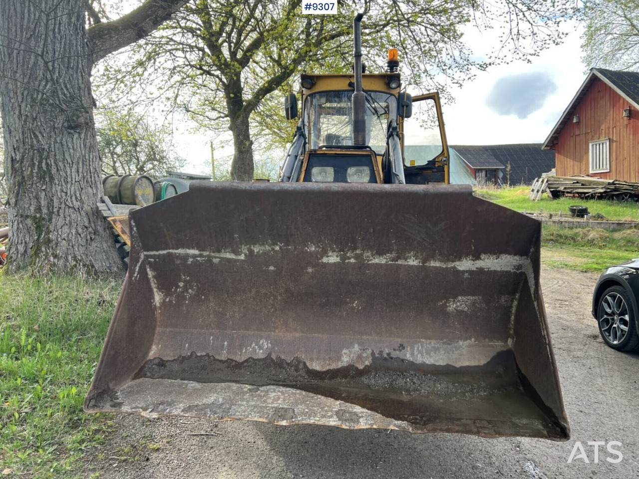 Backhoe loader VOLVO BM 6300 - Bager utovarivač: slika 2 Backhoe loader VOLVO BM 6300 - Bager utovarivač: slika 2