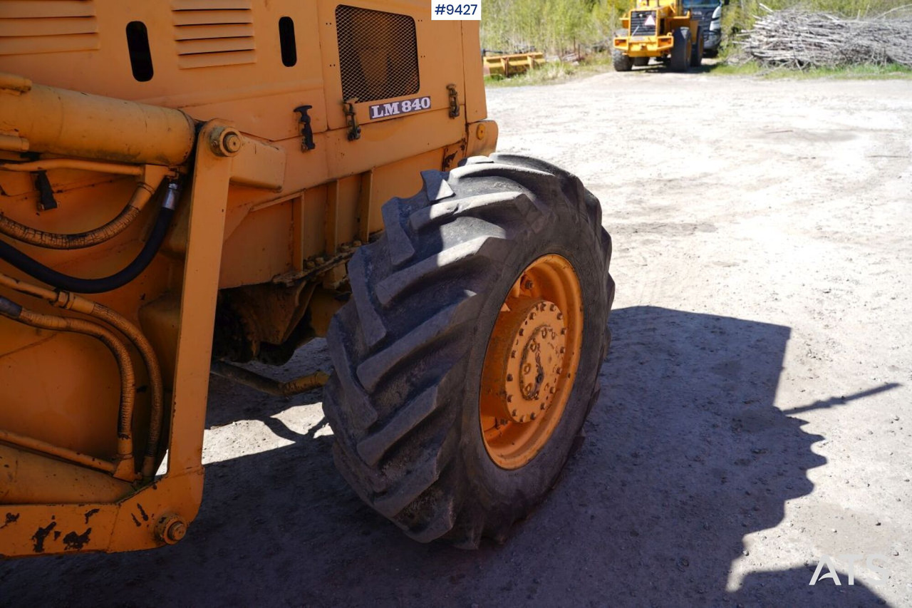 Utovarivač točkaš Backhoe loader Volvo BM 840: slika 10