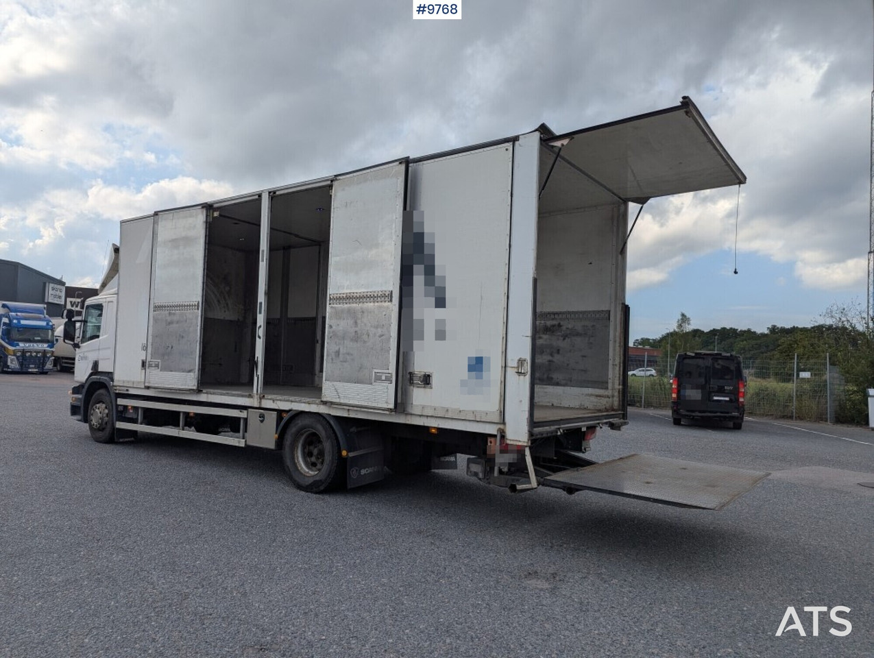 Box Truck Scania P280 4X2 with tail lift - Kamion sa zatvorenim sandukom: slika 3 Box Truck Scania P280 4X2 with tail lift - Kamion sa zatvorenim sandukom: slika 3