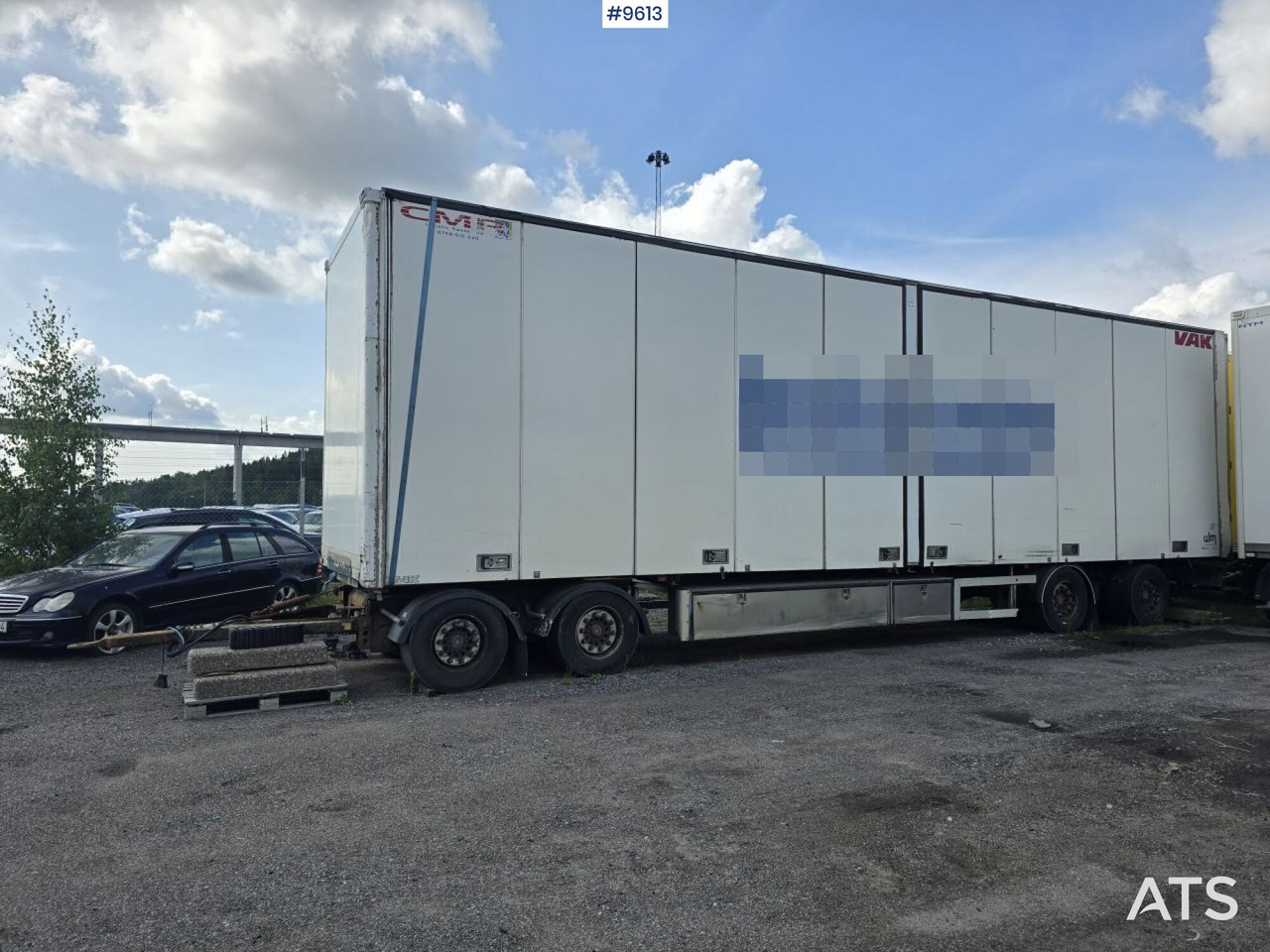 Cabinet trailer VAK V-4-40 openable side - Prikolica sa zatvorenim sandukom: slika 1 Cabinet trailer VAK V-4-40 openable side - Prikolica sa zatvorenim sandukom: slika 1
