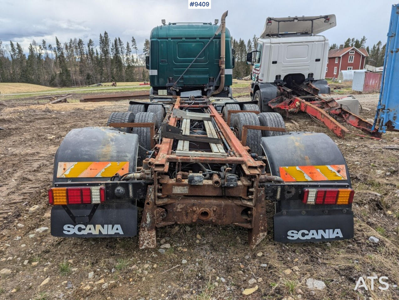 Chassi Scania P124 8X4 (see video) - Kamion sa golom šasijom i zatvorenom kabinom: slika 4 Chassi Scania P124 8X4 (see video) - Kamion sa golom šasijom i zatvorenom kabinom: slika 4