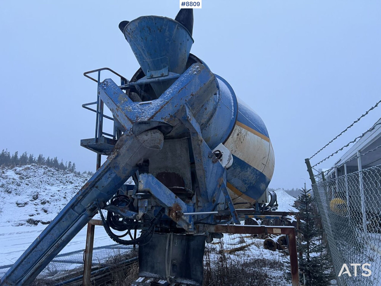 Concrete rotator 6 m3 with Laxo attachment - Bubanj za mikser: slika 2 Concrete rotator 6 m3 with Laxo attachment - Bubanj za mikser: slika 2