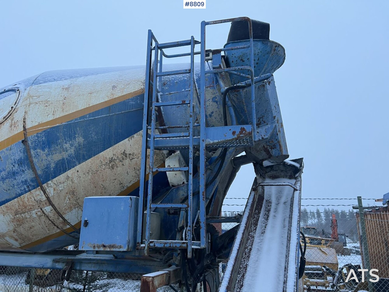 Concrete rotator 6 m3 with Laxo attachment - Bubanj za mikser: slika 5 Concrete rotator 6 m3 with Laxo attachment - Bubanj za mikser: slika 5