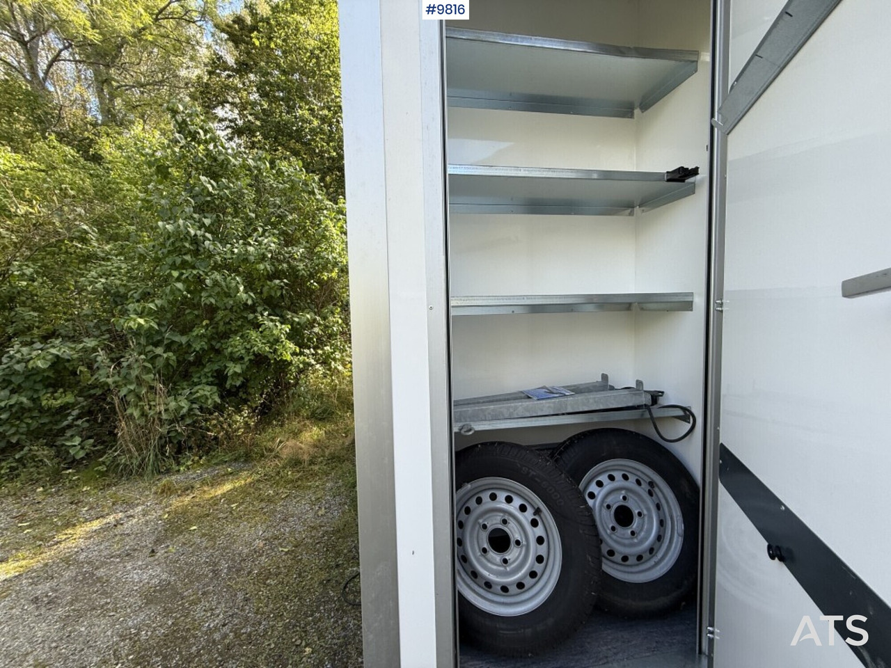 Građevinski kontejner, Prikolica Crew trailer TIKI OP420-RB: slika 16 Građevinski kontejner, Prikolica Crew trailer TIKI OP420-RB: slika 16