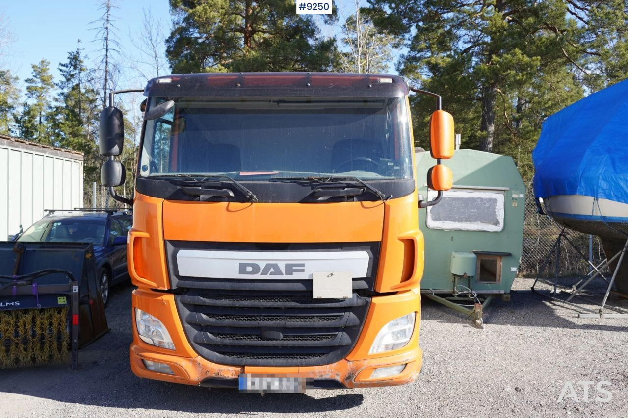 DAF CF 370Y Box truck, Height adjustable box - Kamion sa zatvorenim sandukom: slika 5 DAF CF 370Y Box truck, Height adjustable box - Kamion sa zatvorenim sandukom: slika 5