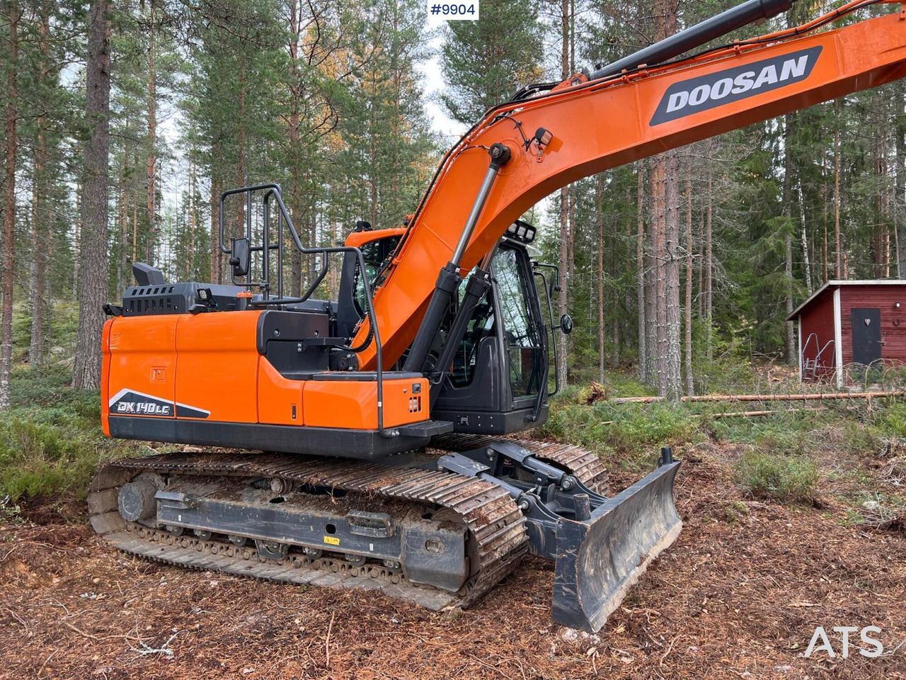 Doosan DX140LC-7 Excavator with rotor and equipments - Bager guseničar: slika 4 Doosan DX140LC-7 Excavator with rotor and equipments - Bager guseničar: slika 4