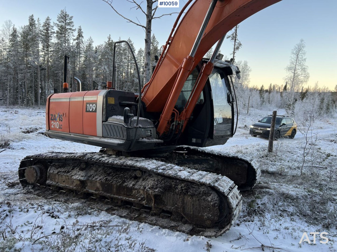 Druga mašina Hitachi ZX210LC-3 Excavator with rotor and tooth bucket: slika 6