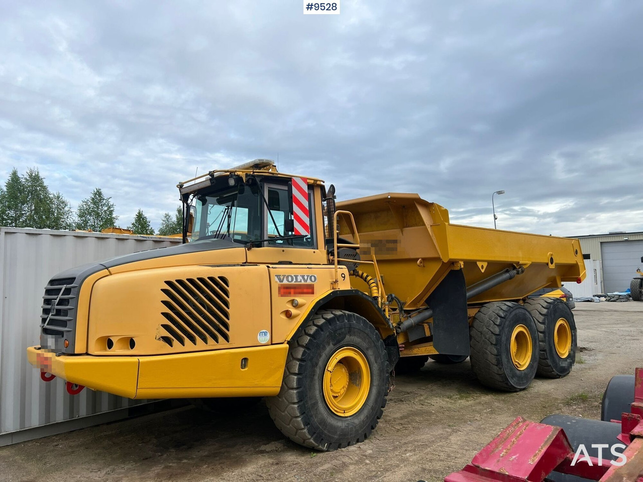 Dumper Volvo A25D 6X6 (SEE VIDEO) - Zglobni kiper: slika 2 Dumper Volvo A25D 6X6 (SEE VIDEO) - Zglobni kiper: slika 2
