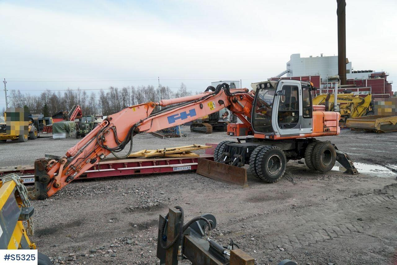 EXCAVATOR Hitachi EX165W with tools - Bager: slika 2 EXCAVATOR Hitachi EX165W with tools - Bager: slika 2