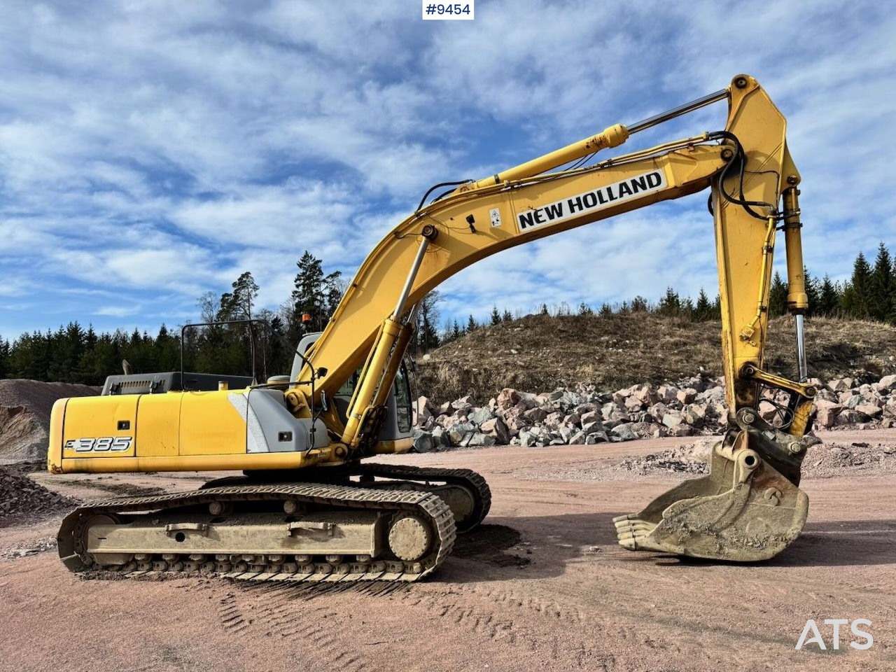Excavator New Holland E385 - Bager guseničar: slika 4 Excavator New Holland E385 - Bager guseničar: slika 4
