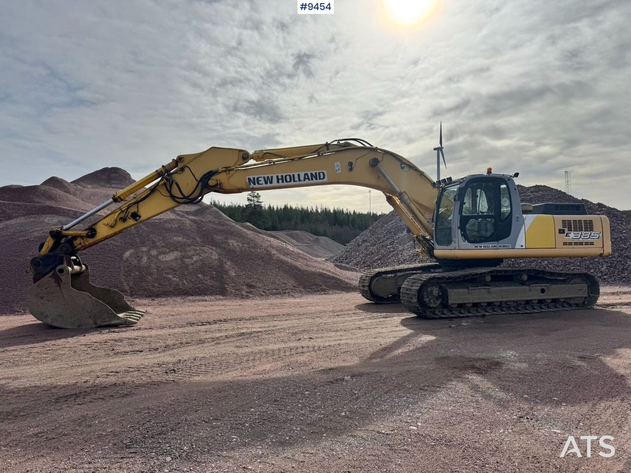 Excavator New Holland E385 - Bager guseničar: slika 3 Excavator New Holland E385 - Bager guseničar: slika 3