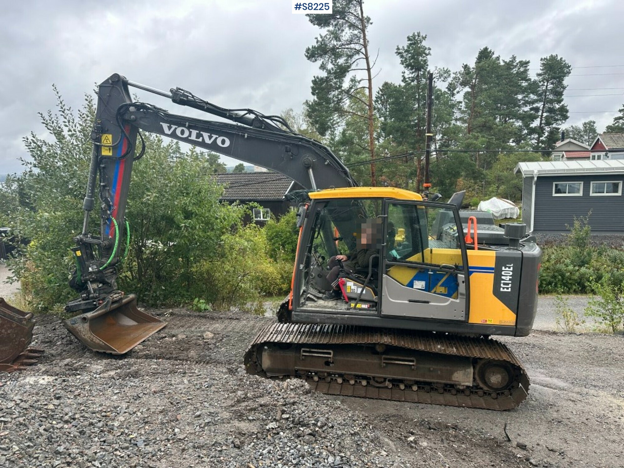 Excavator, Volvo EC140EL, Tiltrotator, Attachments (See video) - Bager: slika 1 Excavator, Volvo EC140EL, Tiltrotator, Attachments (See video) - Bager: slika 1