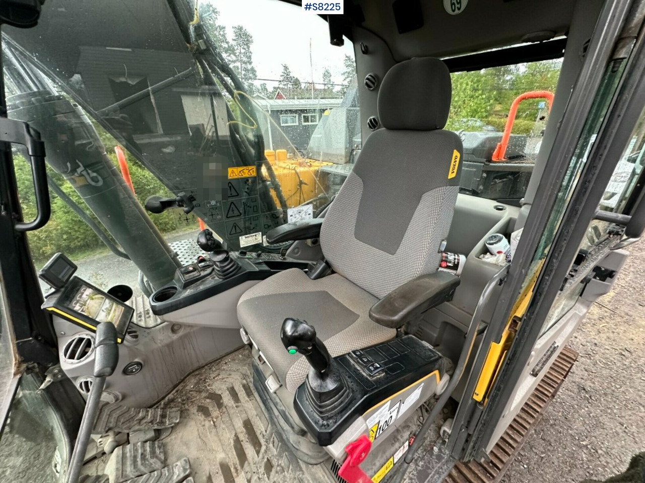 Excavator, Volvo EC140EL, Tiltrotator, Attachments (See video) - Bager: slika 4 Excavator, Volvo EC140EL, Tiltrotator, Attachments (See video) - Bager: slika 4
