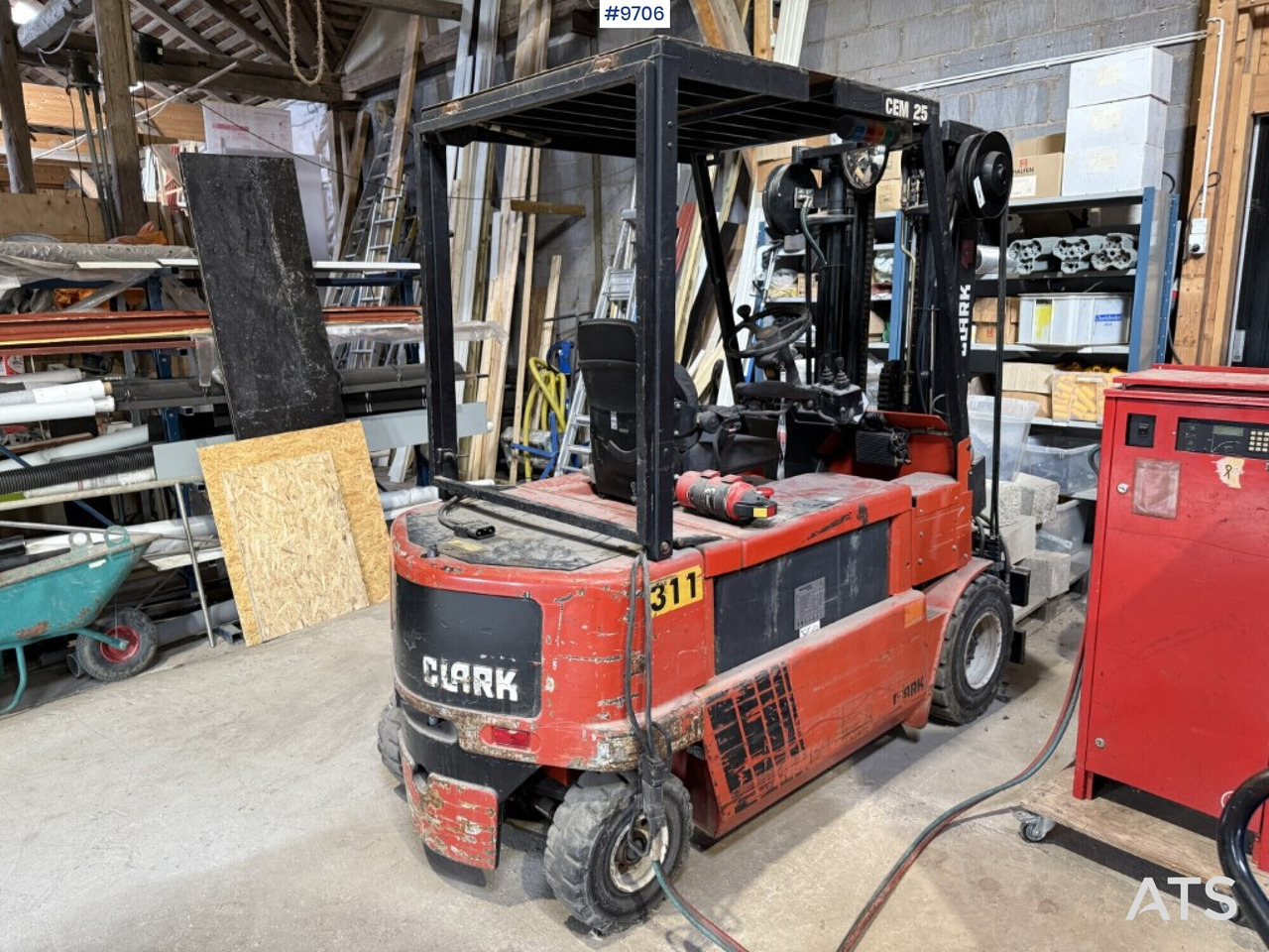Forklift Clark CEM 25 - Električni viljuškar: slika 4 Forklift Clark CEM 25 - Električni viljuškar: slika 4