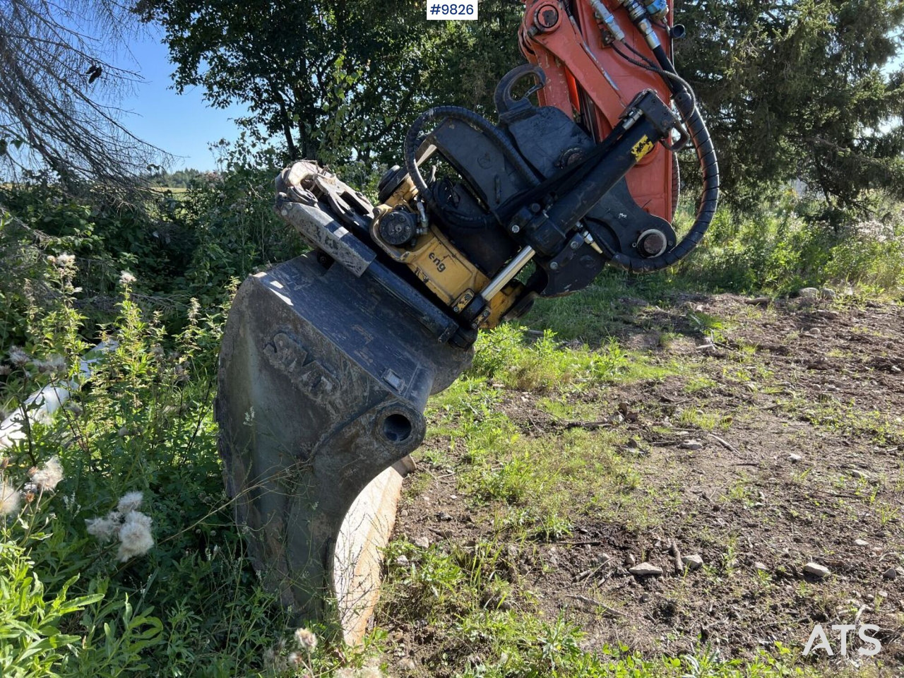 Hitachi ZX140 W-5B with rotor and planer bucket - Bager točkaš: slika 5 Hitachi ZX140 W-5B with rotor and planer bucket - Bager točkaš: slika 5